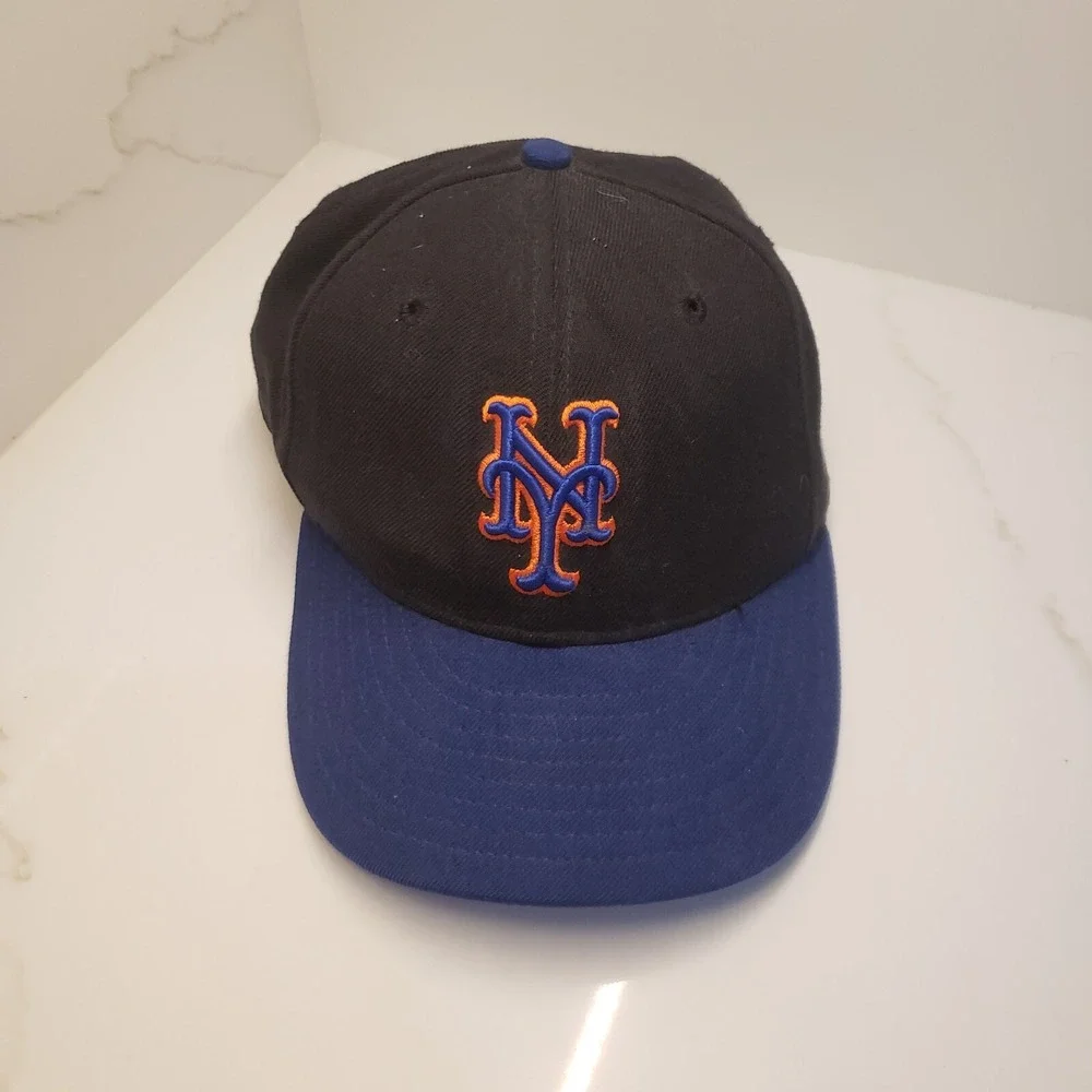 VINTAGE New York Mets Hat Cap Fitted Mens 7 1/4 Black Dome Baseball Wool Adult *
